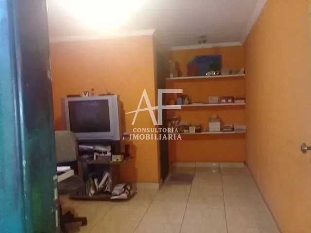 Galpão / Barracão com 300m², à venda, no bairro Jardim Maria Augusta em Taubaté