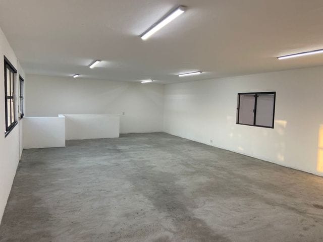 Galpão / Barracão com 1200m², para alugar, no bairro Vila Moraes em São Paulo