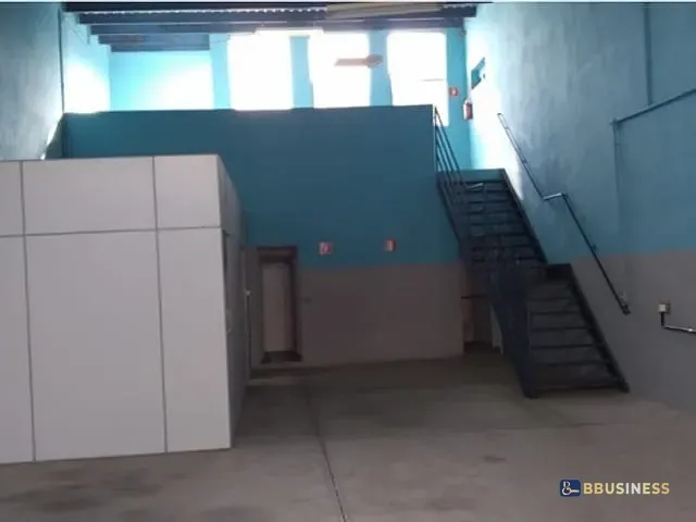 Galpão / Barracão com 208m², para alugar, no bairro Rudge Ramos em São Bernardo do Campo