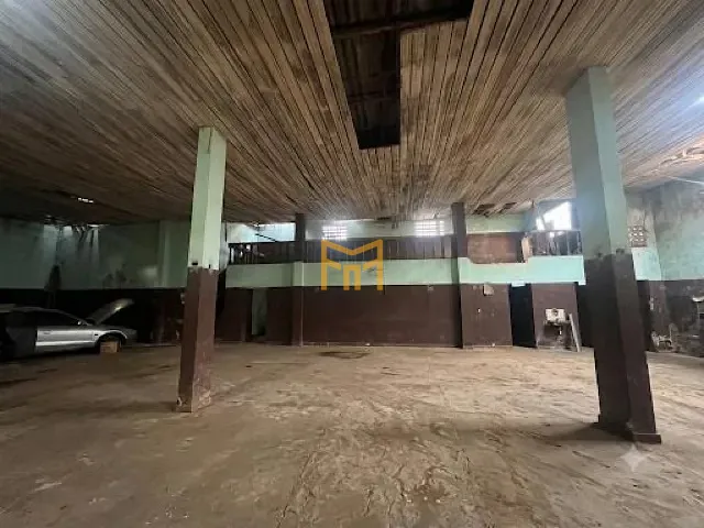 Galpão / Barracão com 309m², à venda, no bairro Cremação em Belém