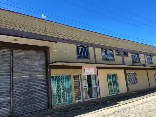 Galpão / Barracão com 1000m², para alugar, no bairro Centro em Lapa