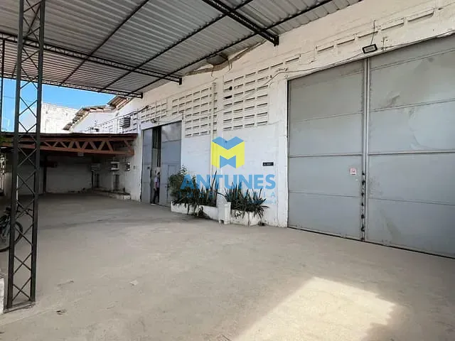 Galpão / Barracão com 1116m², para alugar, no bairro Boa Viagem em Recife
