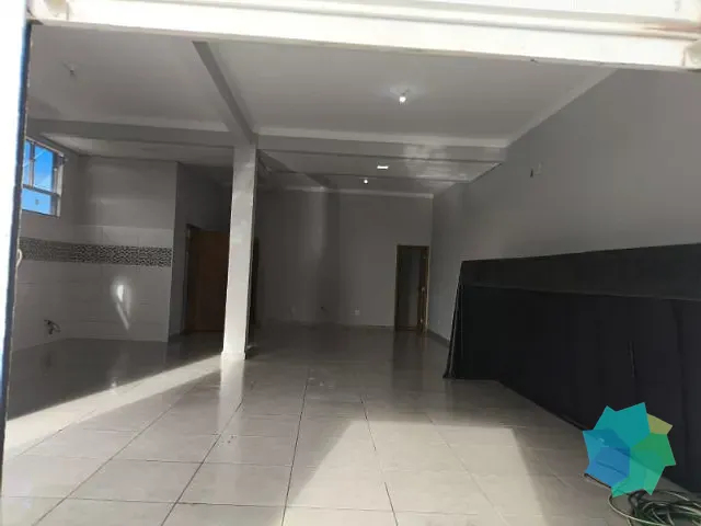 Galpão / Barracão com 80m², para alugar, no bairro Jardim Taquaral em Salto
