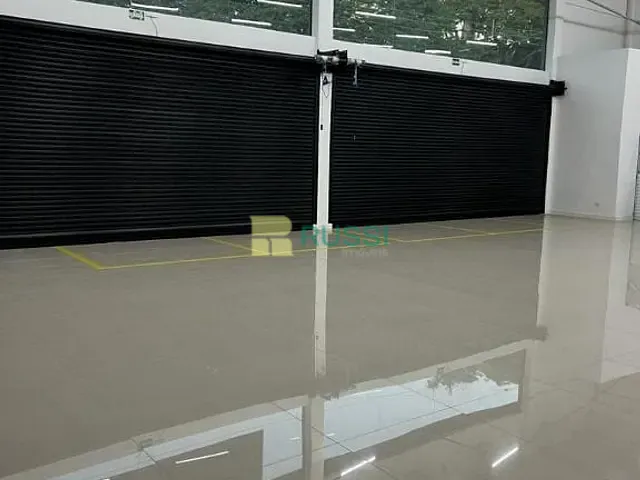 Galpão / Barracão com 312m², à venda, no bairro Vila Letônia em São José dos Campos