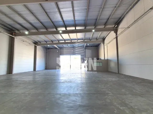 Galpão / Barracão com 1757m², à venda ou para alugar, no bairro Jardim Antártica em Bauru