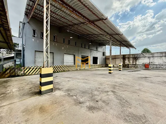 Galpão / Barracão para alugar, no bairro Coqueiro em Belém