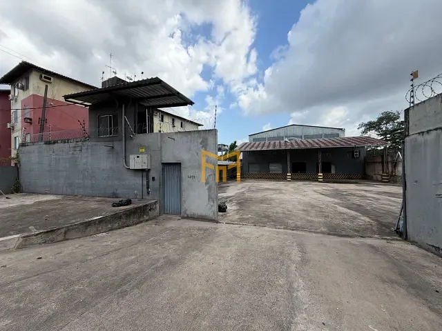 Galpão / Barracão para alugar, no bairro Coqueiro em Belém
