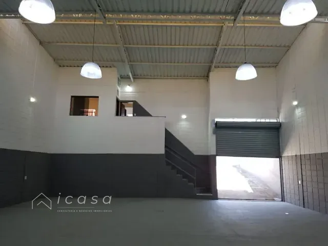 Galpão / Barracão com 300m², à venda, no bairro Parque Residencial Maria Elmira em Caçapava
