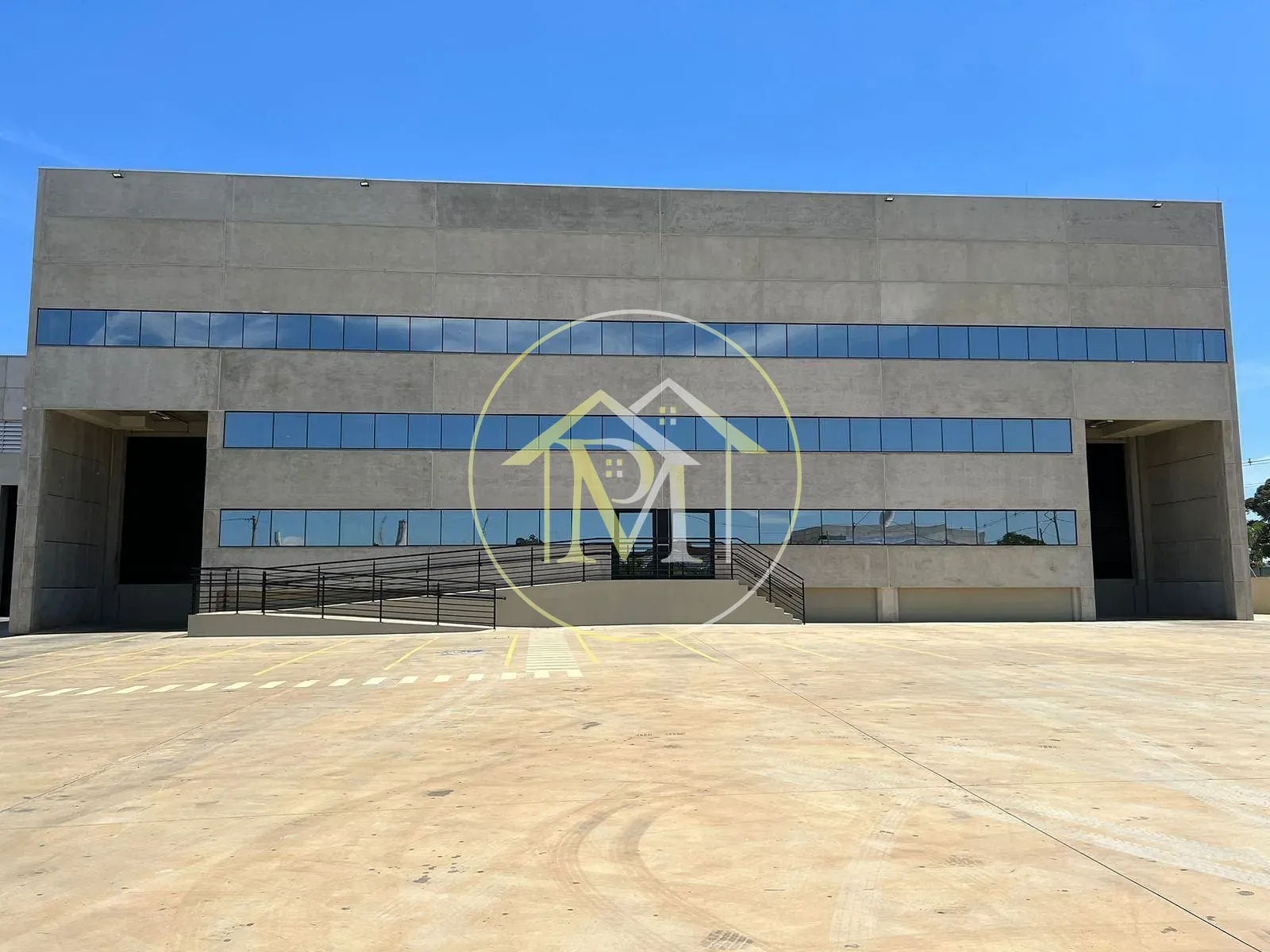 Depósito-Galpão, 2082 m² - Foto 1