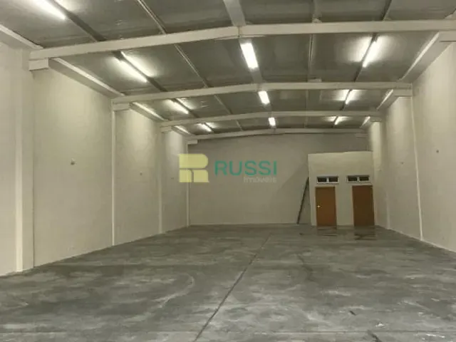 Galpão / Barracão com 420m², à venda, no bairro Centro em São José dos Campos