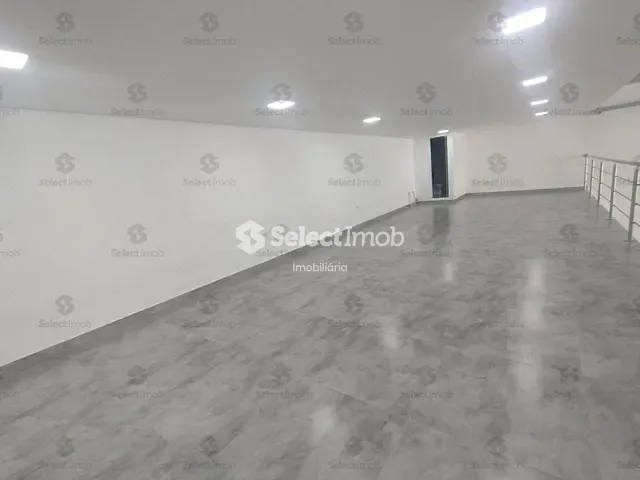 Galpão / Barracão com 640m², para alugar, no bairro Vila América em Mauá