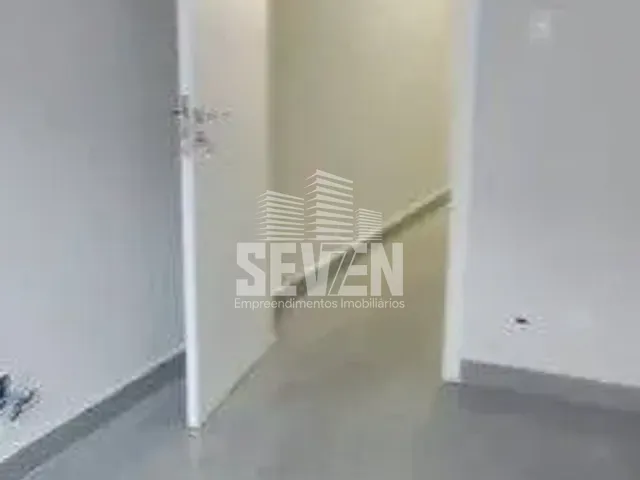 Galpão / Barracão com 300m², para alugar, no bairro Centro em Bauru