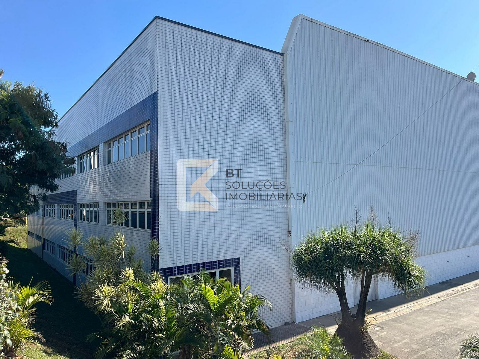 Depósito-Galpão, 3110 m² - Foto 1