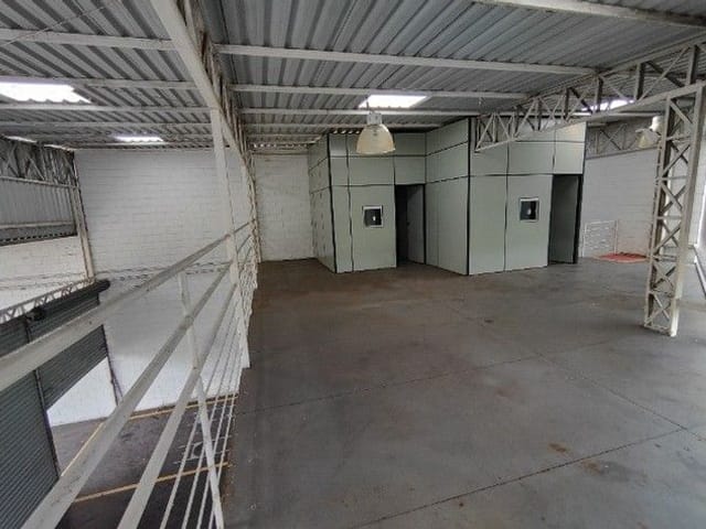 Foto do Galpão / Barracão - Galpão para alugar, 315 m² por R$ 7.000,00/mês - Conjunto Residencial Dom Pedro I - São José dos Campos/SP | INDEPENDENCE NEGOCIOS IMOBILIARIOS LTDA