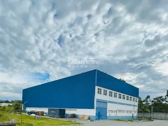 Galpão / Barracão com 1500m², para alugar, no bairro Taboão em Mogi das Cruzes