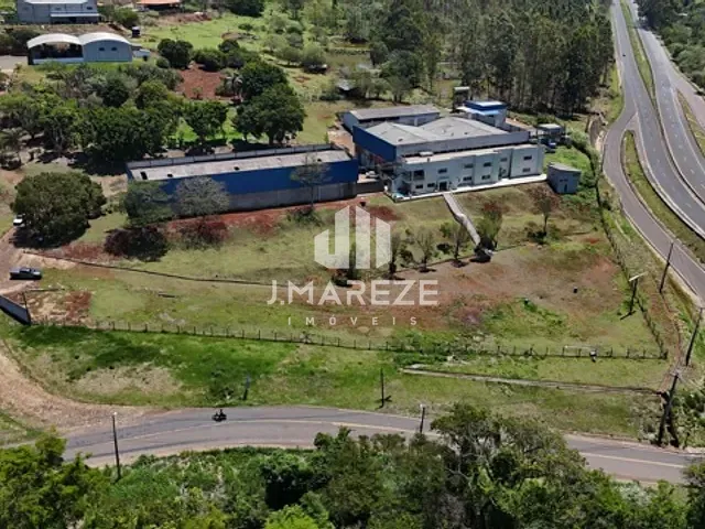 Galpão / Barracão com 27060m², à venda ou para alugar, no bairro Parque Industrial Zona Sul em Apucarana