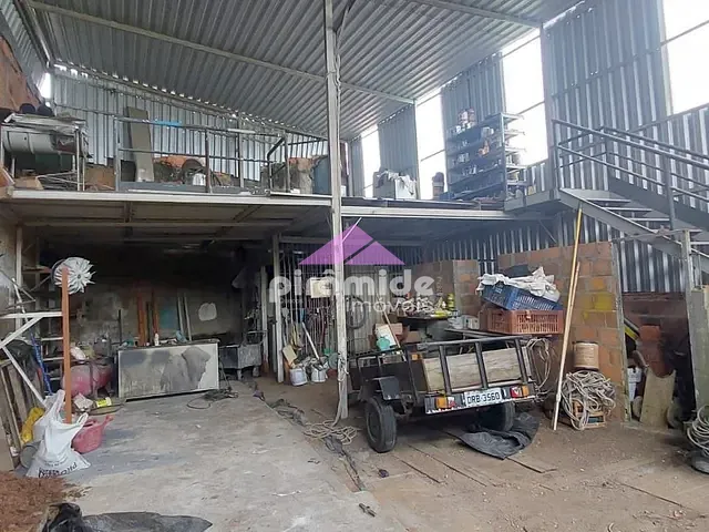 Galpão / Barracão com 135m², à venda, no bairro Jardim Nova Detroit em São José dos Campos