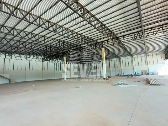 Galpão / Barracão com 4284m², para alugar, no bairro Distrito Industrial Domingos Biancardi em Bauru