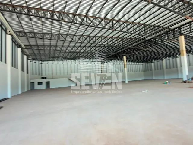 Galpão / Barracão com 4284m², para alugar, no bairro Distrito Industrial Domingos Biancardi em Bauru