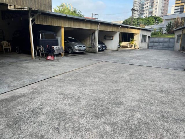 Galpão / Barracão com 750m², para alugar, no bairro Chácara Inglesa em São Paulo