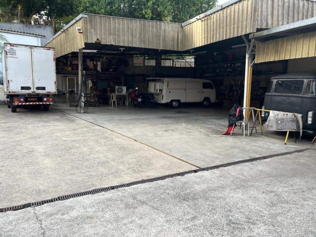 Galpão / Barracão com 750m², para alugar, no bairro Chácara Inglesa em São Paulo