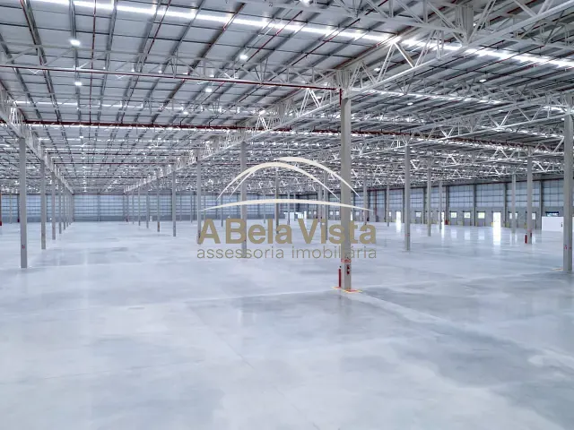 Galpão / Barracão com 14292m², para alugar, no bairro São Marcos em Betim