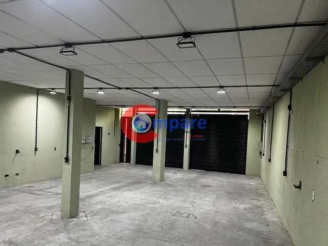 Galpão / Barracão para alugar, no bairro Jardim do Triunfo em Guarulhos