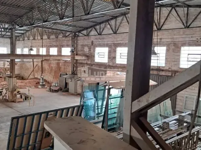 Galpão / Barracão com 4500m², à venda ou para alugar, no bairro Vila Brás Cubas em Mogi das Cruzes