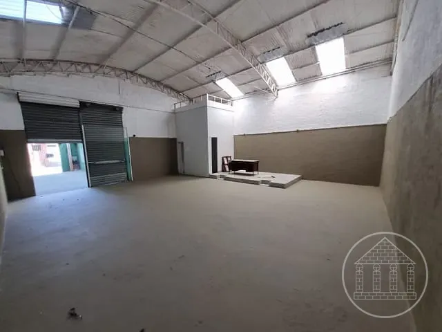 Galpão / Barracão com 250m², à venda, no bairro Vila Constança em São Paulo