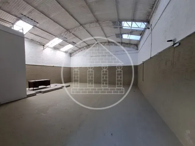 Galpão / Barracão com 250m², à venda, no bairro Vila Constança em São Paulo