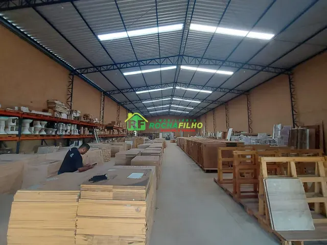 Galpão / Barracão com 600m², para alugar, no bairro Morros em Teresina