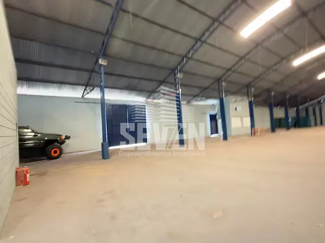 Galpão / Barracão com 8000m², para alugar, no bairro Rio Verde em Bauru