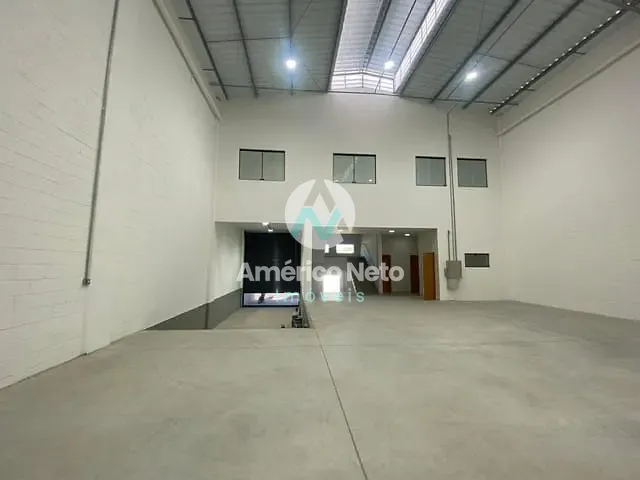 Galpão / Barracão com 600m², para alugar, no bairro Mauá em São Caetano do Sul