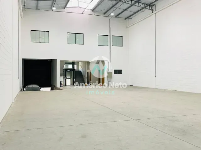 Galpão / Barracão com 600m², para alugar, no bairro Mauá em São Caetano do Sul