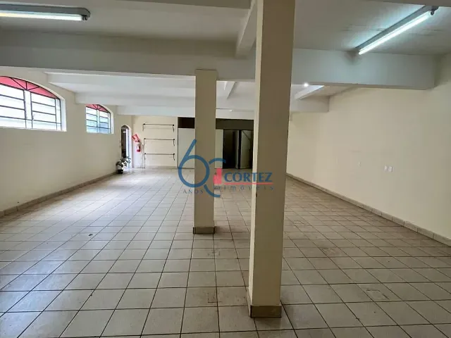 Galpão / Barracão com 511m², à venda ou para alugar, no bairro Vila Saibreiro em Rio Claro