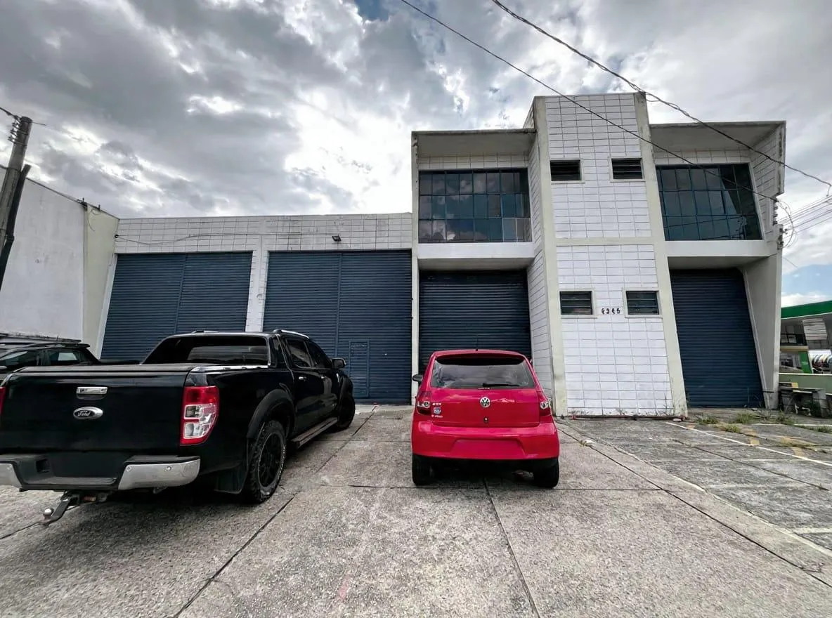 Depósito-Galpão, 700 m² - Foto 1