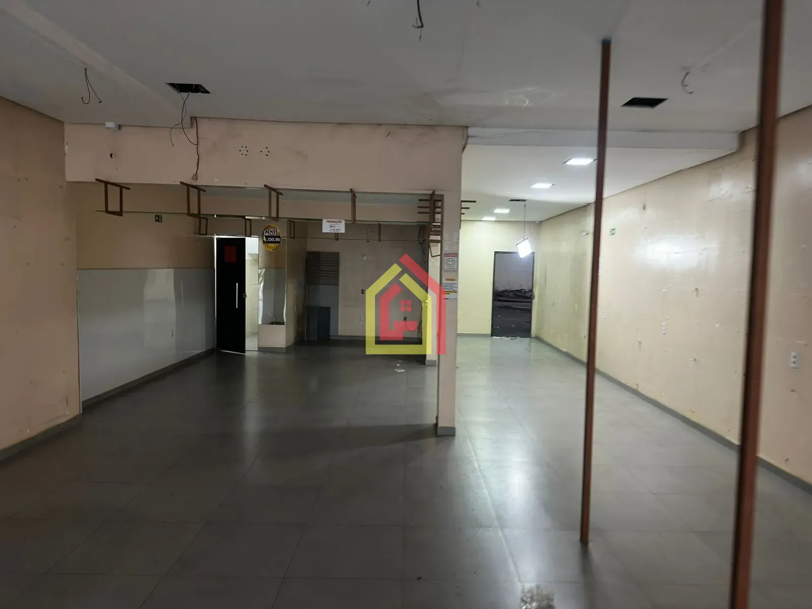Comercial para alugar com 1 banheiro e 603m² no Nova Marabá, Marabá (PA) — foto 2 de 7