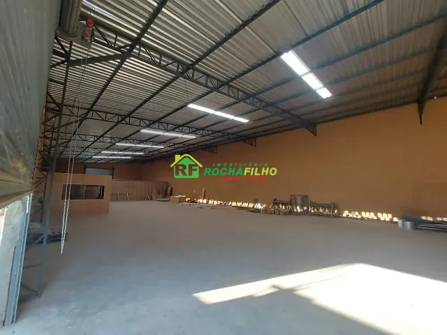 Galpão / Barracão com 800m², para alugar, no bairro Morros em Teresina