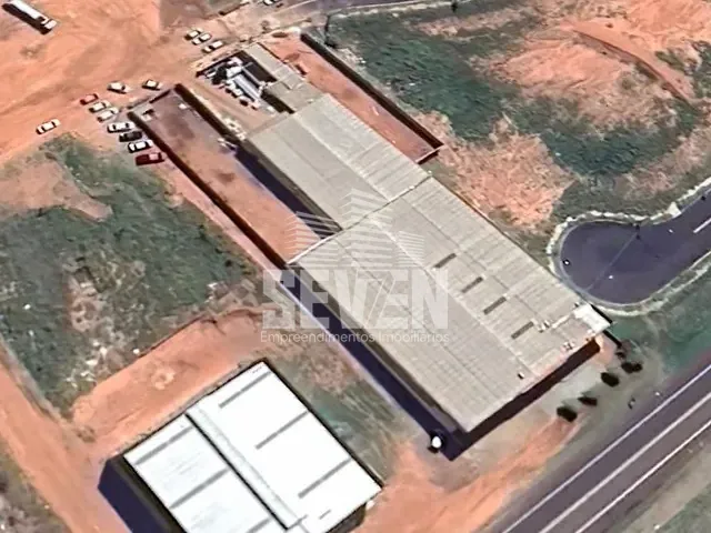 Galpão / Barracão com 3000m², à venda ou para alugar, no bairro Vila Industrial em Bauru