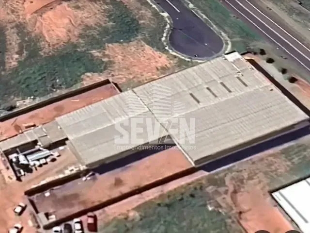 Galpão / Barracão com 3000m², à venda ou para alugar, no bairro Vila Industrial em Bauru