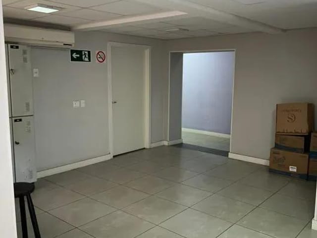 Galpão / Barracão com 657m², à venda, no bairro Brás em São Paulo