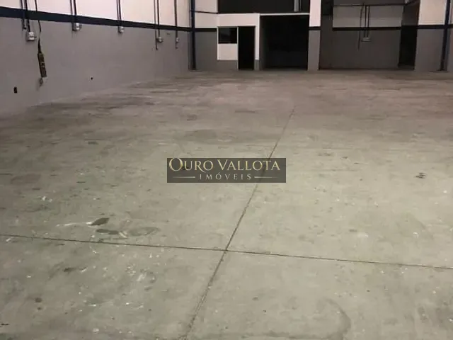 Galpão / Barracão com 680m², para alugar, no bairro Mooca em São Paulo