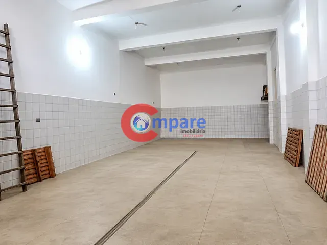 Galpão / Barracão para alugar, no bairro Jardim Rosana em Guarulhos