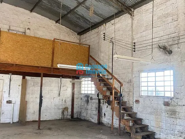 Galpão / Barracão à venda, no bairro Pólo Industrial de Guaxupé em Guaxupé