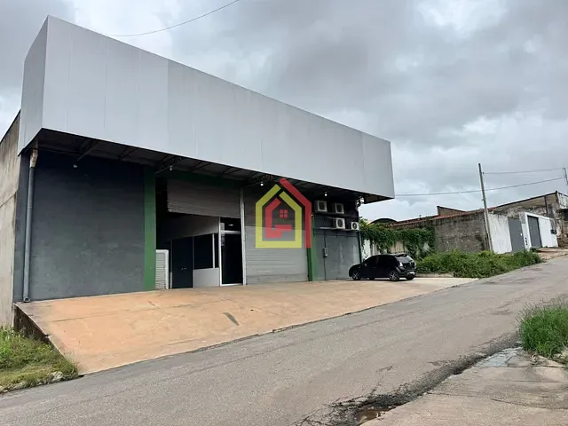 Galpão / Barracão com 800m², à venda ou para alugar, no bairro Nova Marabá em Marabá