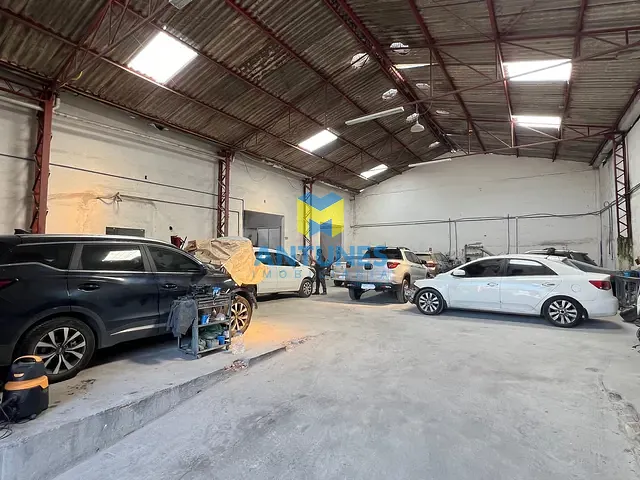 Galpão / Barracão com 720m², para alugar, no bairro Imbiribeira em Recife