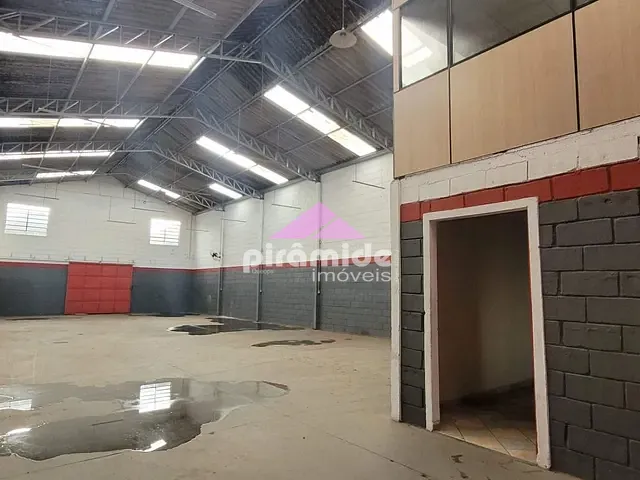 Galpão / Barracão com 300m², para alugar, no bairro Jardim Santa Luzia em São José dos Campos