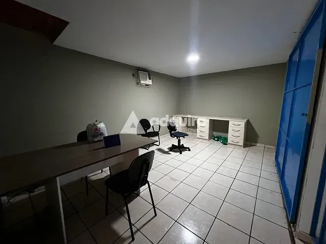 Galpão / Barracão para alugar, no bairro Oficinas em Ponta Grossa