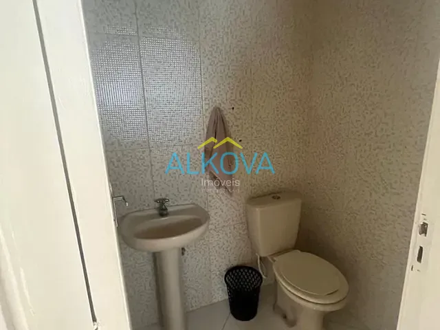 Galpão / Barracão com 120m², à venda, no bairro Bosque dos Eucaliptos em São José dos Campos