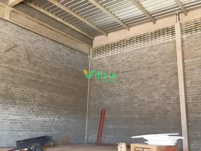 Galpão / Barracão com 550m², para alugar, no bairro Una em Itaquaquecetuba